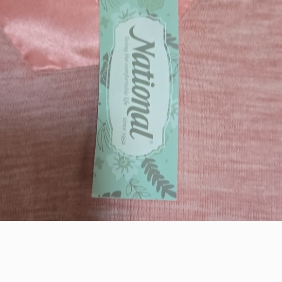 Pink Lounge Set - Picture 5 of 7